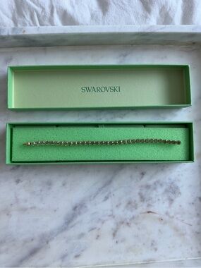Swarovski Crystal Tennis Bracelet - Green Crystal